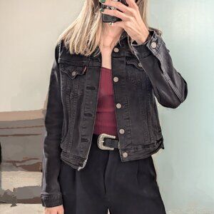 Levi's original trucker jean jacket